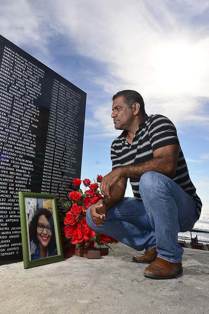 IVAN LOPEZ IBARRA PERDIO A LA HIJA EN TERREMOTO EN PEDERNALES